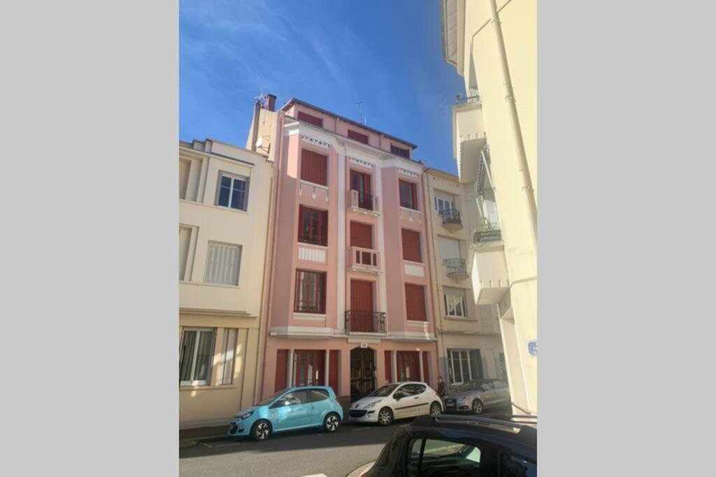 Vichy Cocoon Appartements Exterior foto